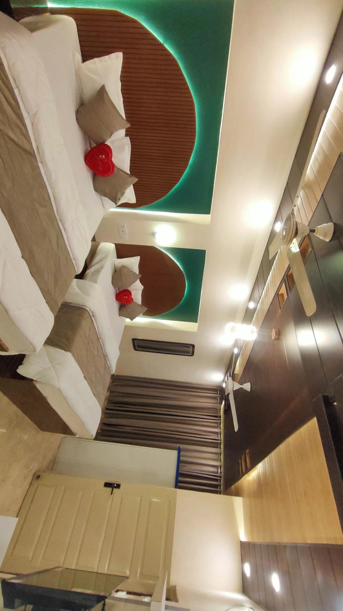 Sri Krishna Residency Varanasi Exterior foto