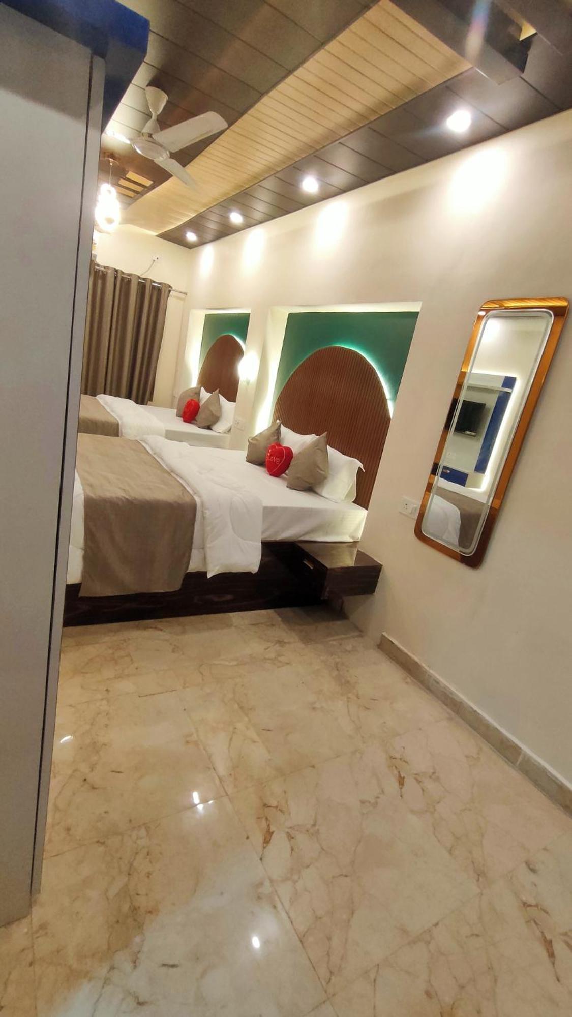 Sri Krishna Residency Varanasi Exterior foto