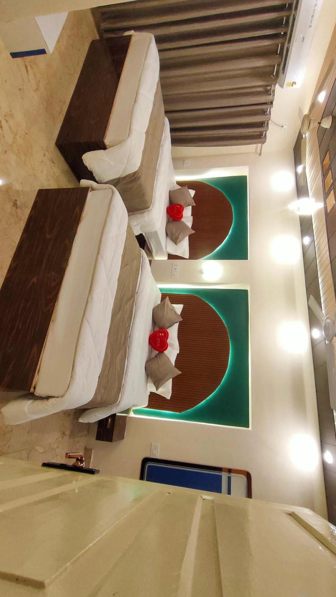 Sri Krishna Residency Varanasi Exterior foto